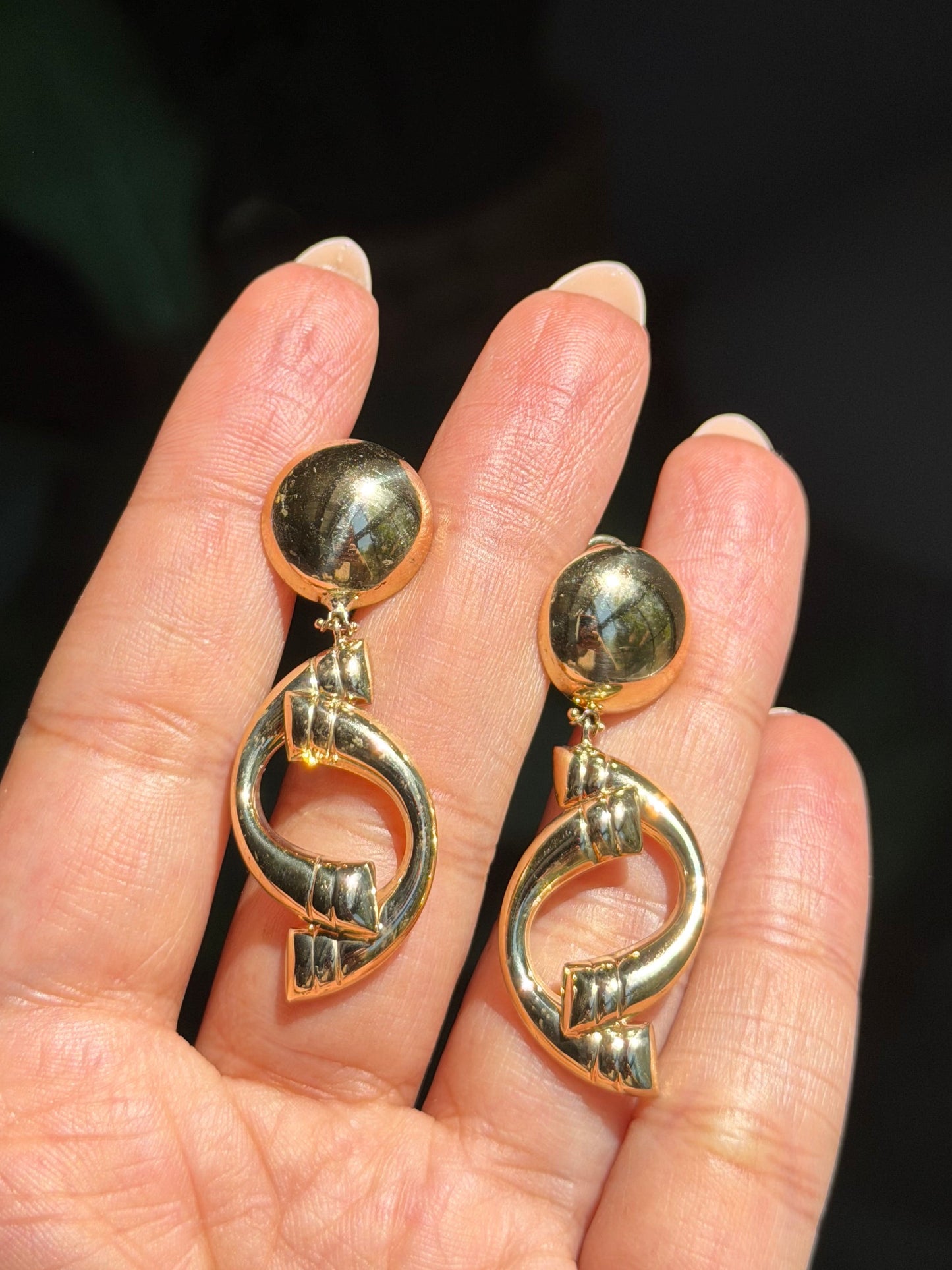 Vintage 1970ś 14k omega back drop earrings ✨