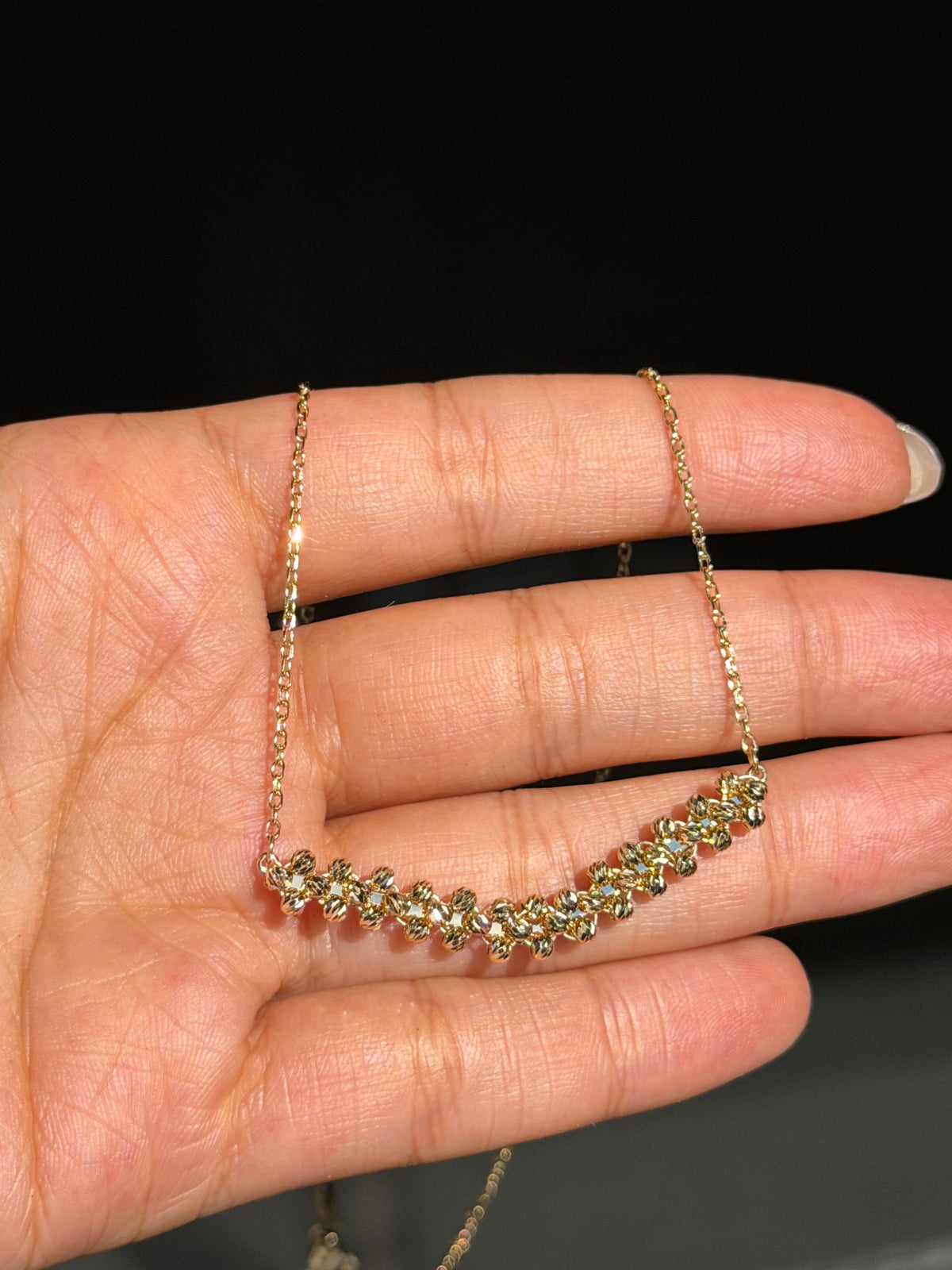 14k V necklace
