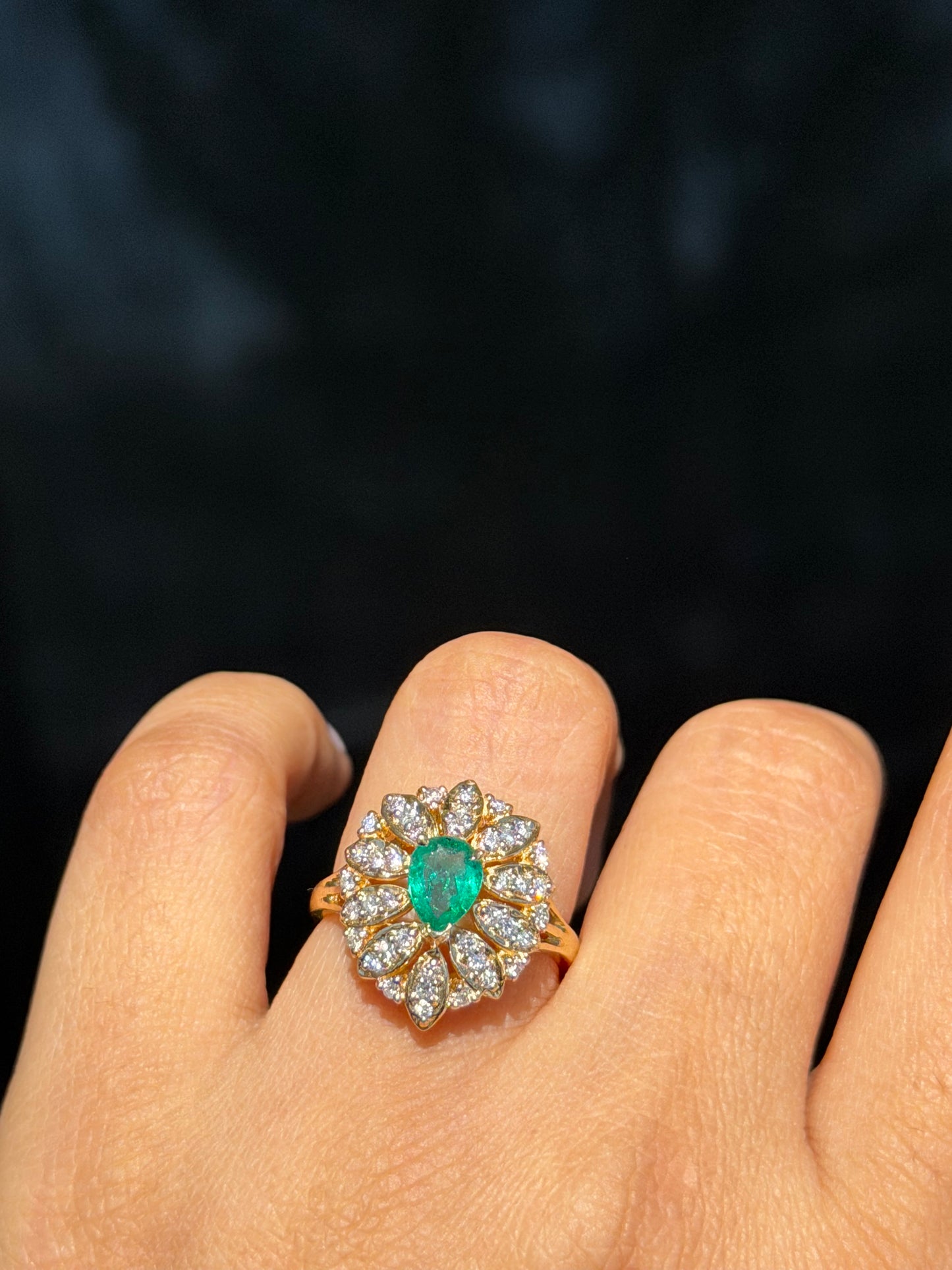 14k Colombian emerald and diamond ring