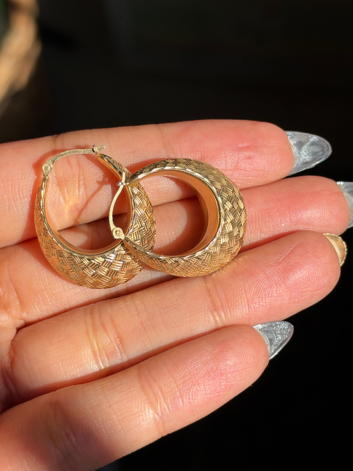 14k etched oval hoop earrings